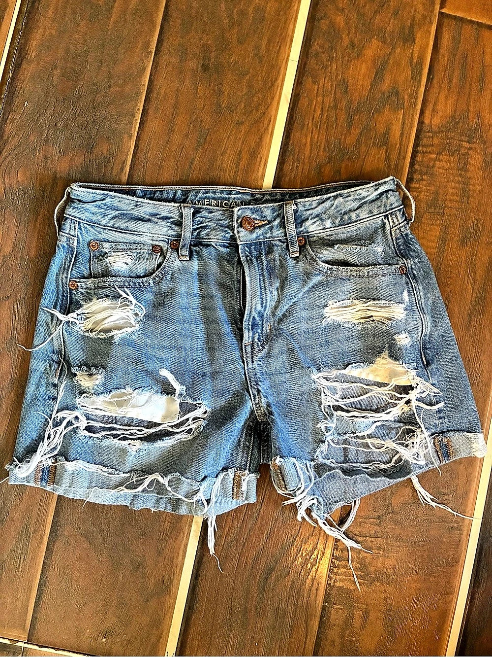 American Eagle Distressed Denim Jean Shorts Size 2